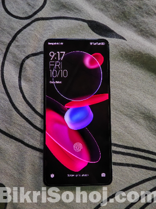 Redmi k30 ulrta বিক্রি করতে চাই।